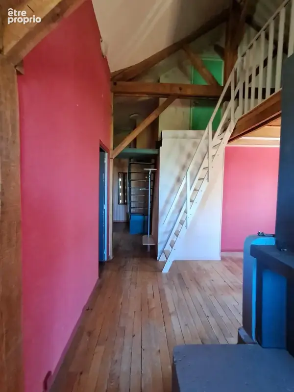 Maison familiale avec piscine, atelier et terrain. - photo 4