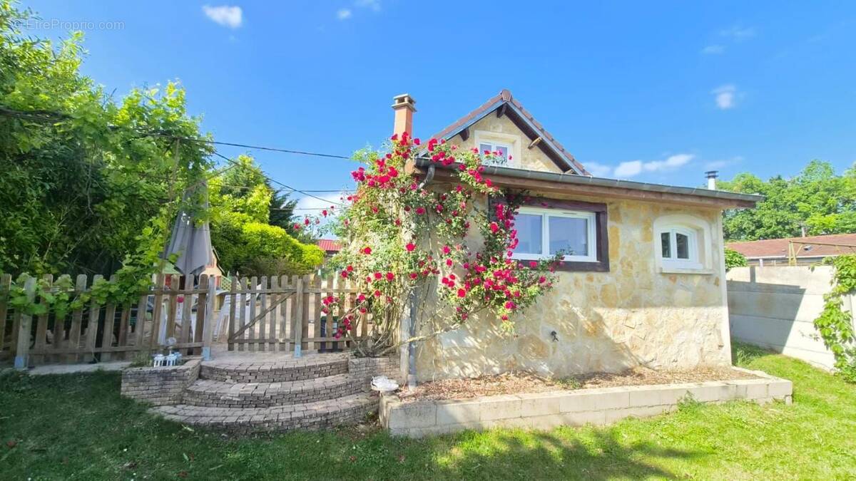 Maison à ETAMPES