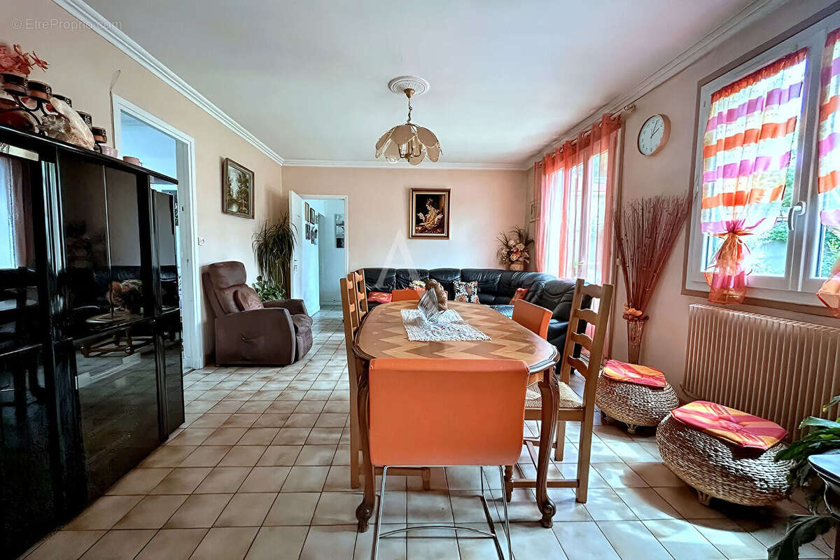 Maison à VITRY-SUR-SEINE