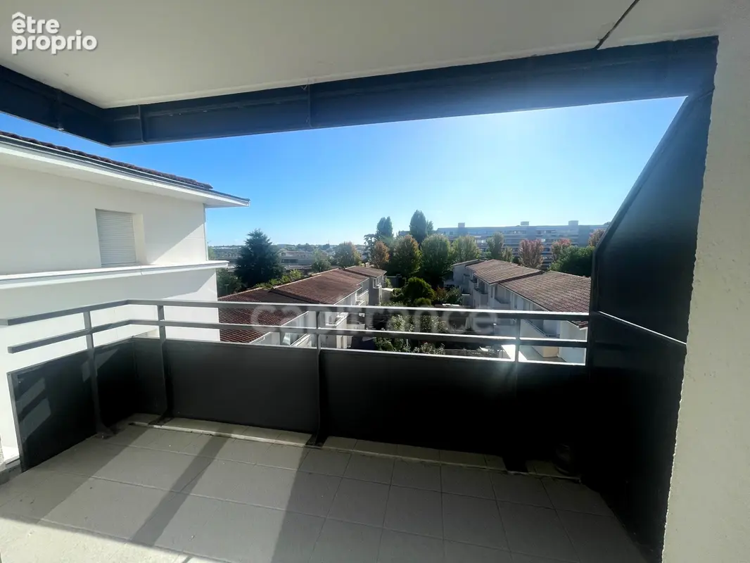 LORMONT - BORDEAUX Rive droite - Appartement 3 pièces - photo 2