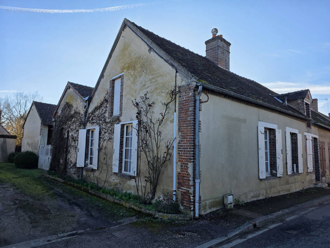 Maison à CHAMBEUGLE