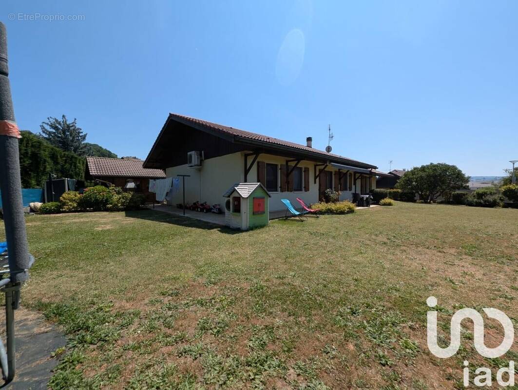 Photo 1 - Maison à VETRAZ-MONTHOUX