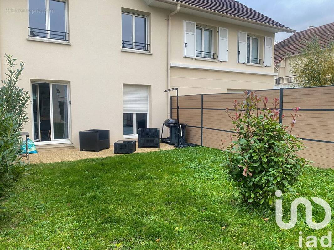 Photo 1 - Appartement à SAINT-MAUR-DES-FOSSES