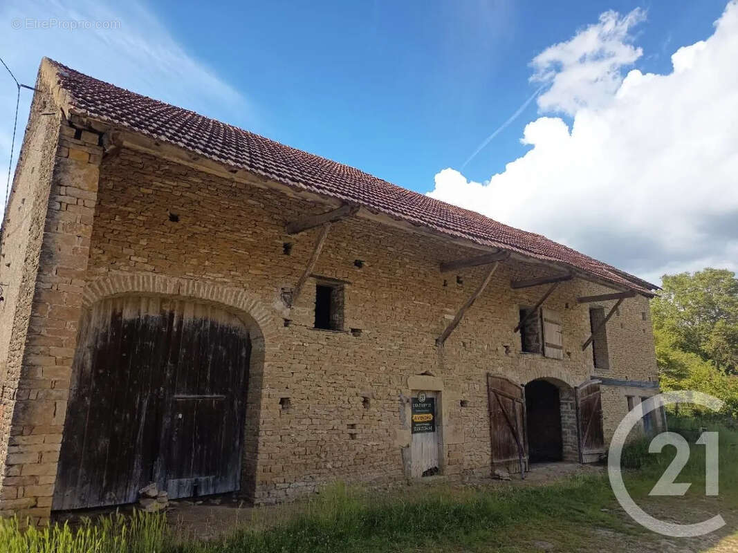 Maison à FONTENAY-PRES-VEZELAY