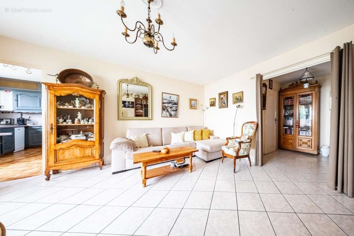 Appartement à TALANT