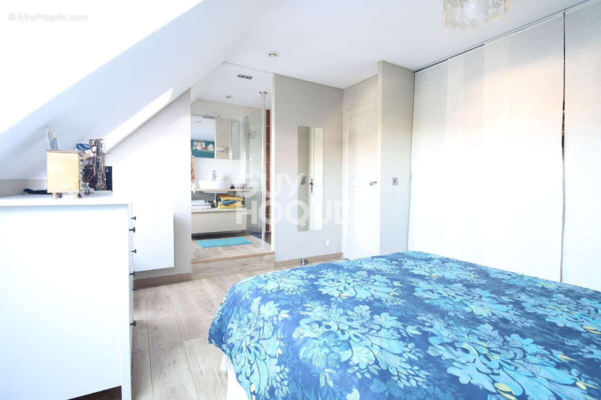 Maison à BRIE-COMTE-ROBERT