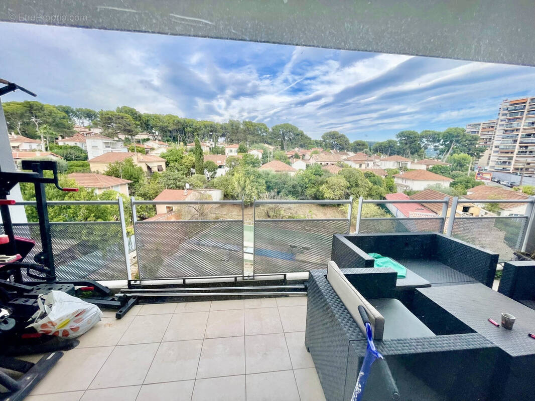 Appartement à LE CANNET
