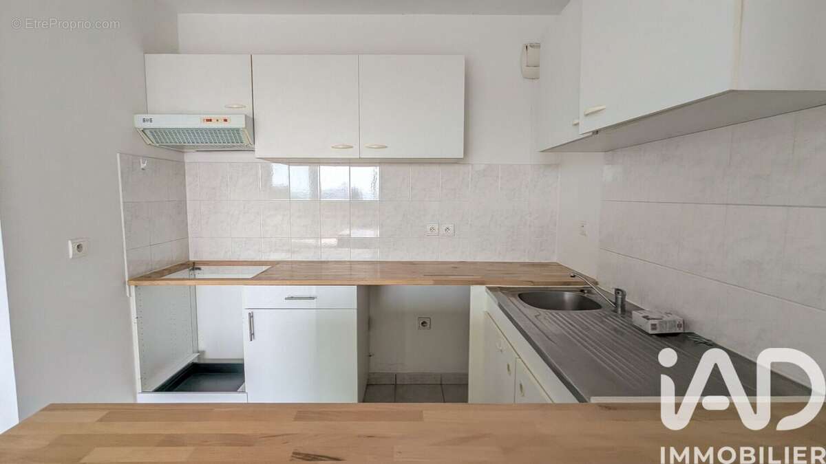 Photo 4 - Appartement à ENTRAIGUES-SUR-LA-SORGUE