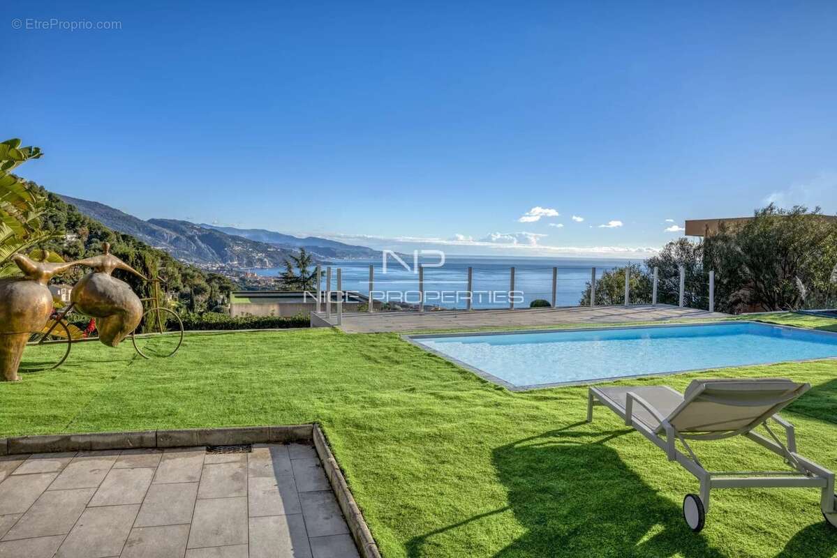 Maison à ROQUEBRUNE-CAP-MARTIN