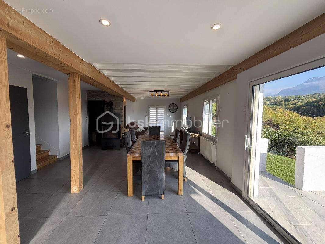 Maison à GRESY-SUR-AIX