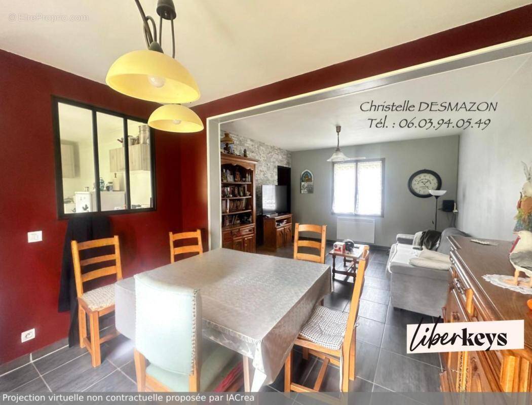 Maison à LA FERTE-MILON