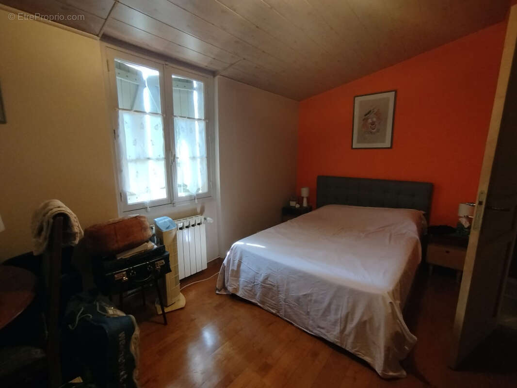 Maison à LAROQUE