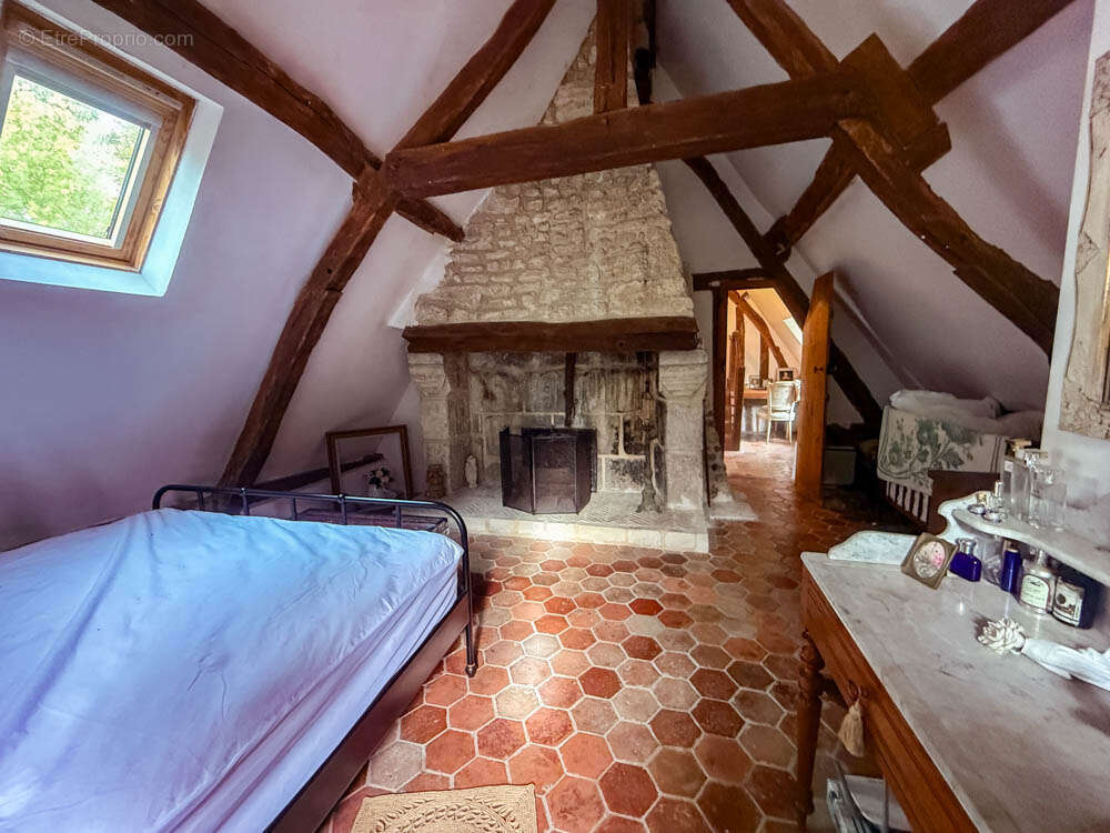 Maison à CROUTTES