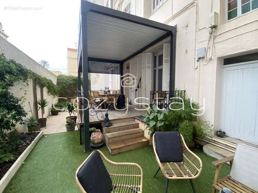 Appartement à CANNES