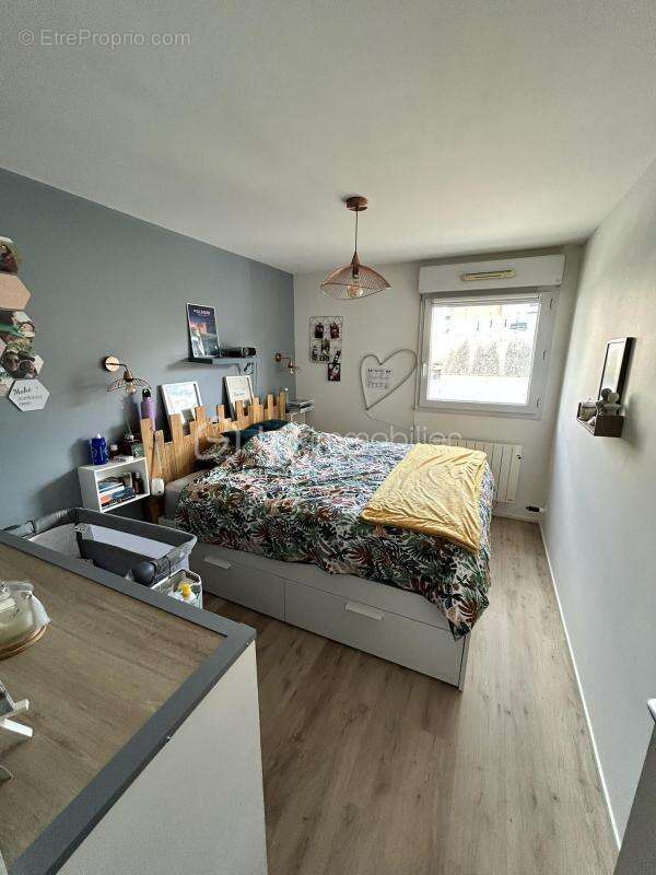 Appartement à LA RICHE