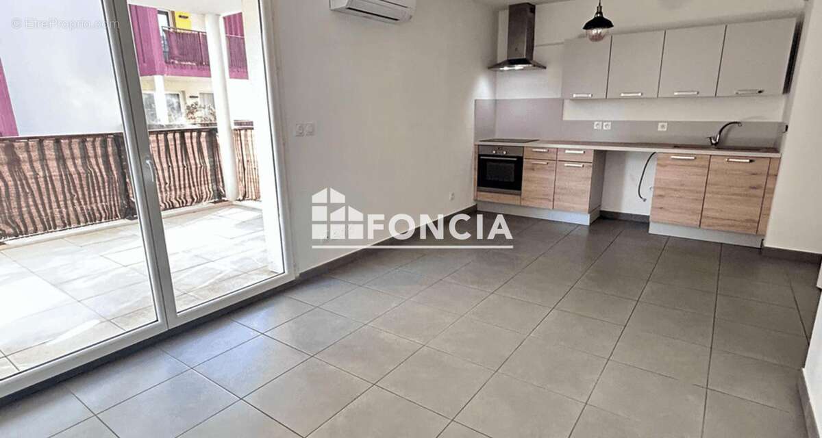 Appartement à MARSEILLE-9E