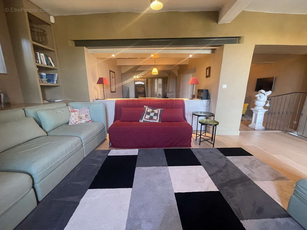 Maison à VAISON-LA-ROMAINE