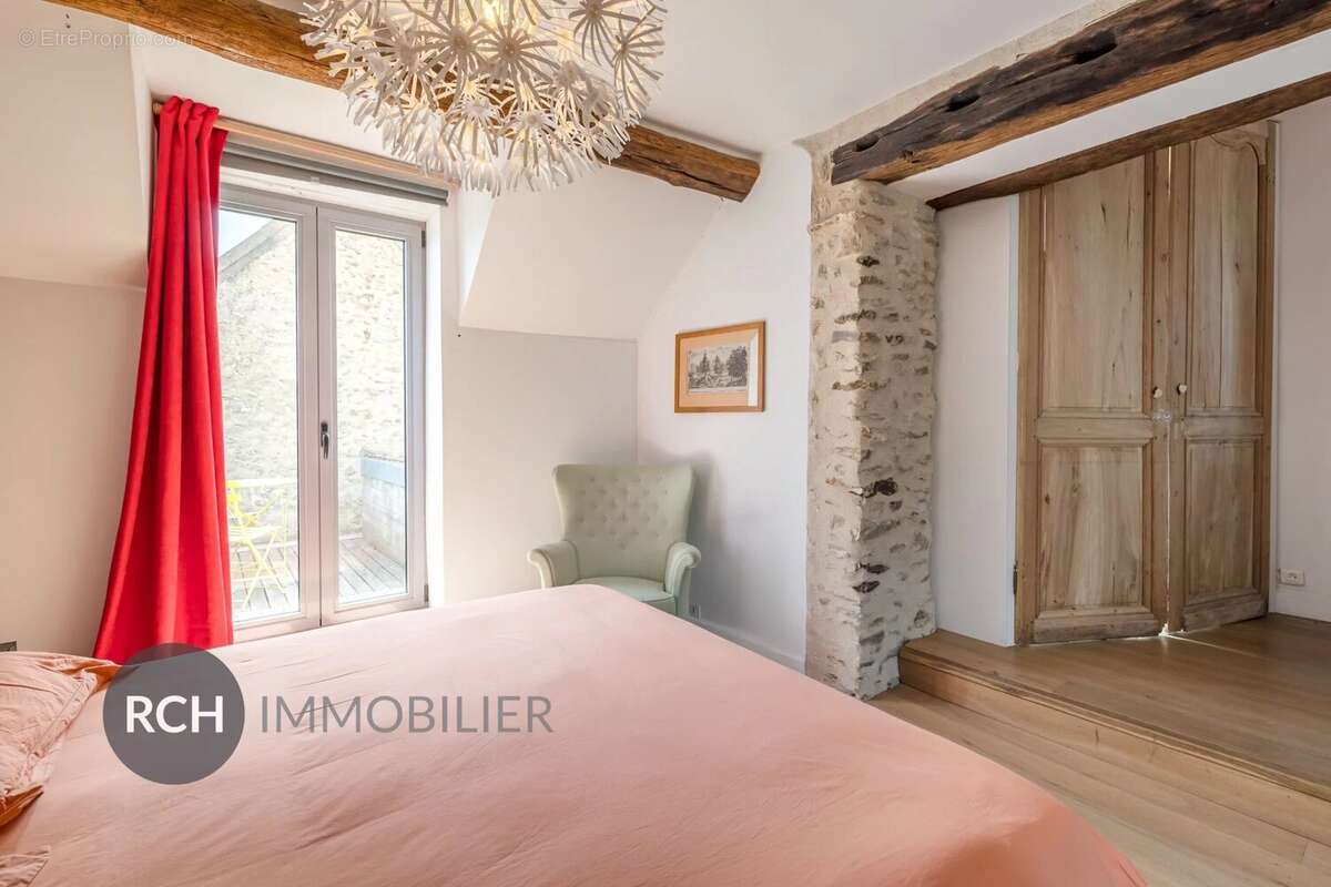 Maison à MONTFORT-L&#039;AMAURY