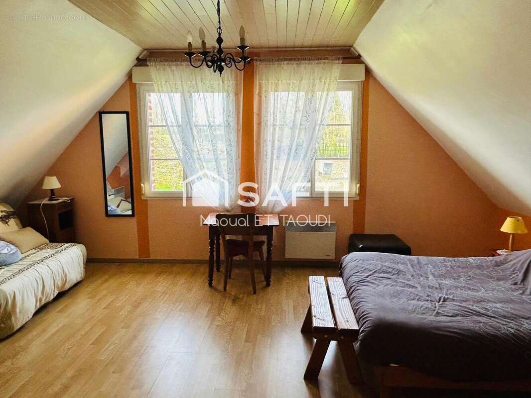Maison 250 m² à Fontaine-Les-Croisilles  - photo 4