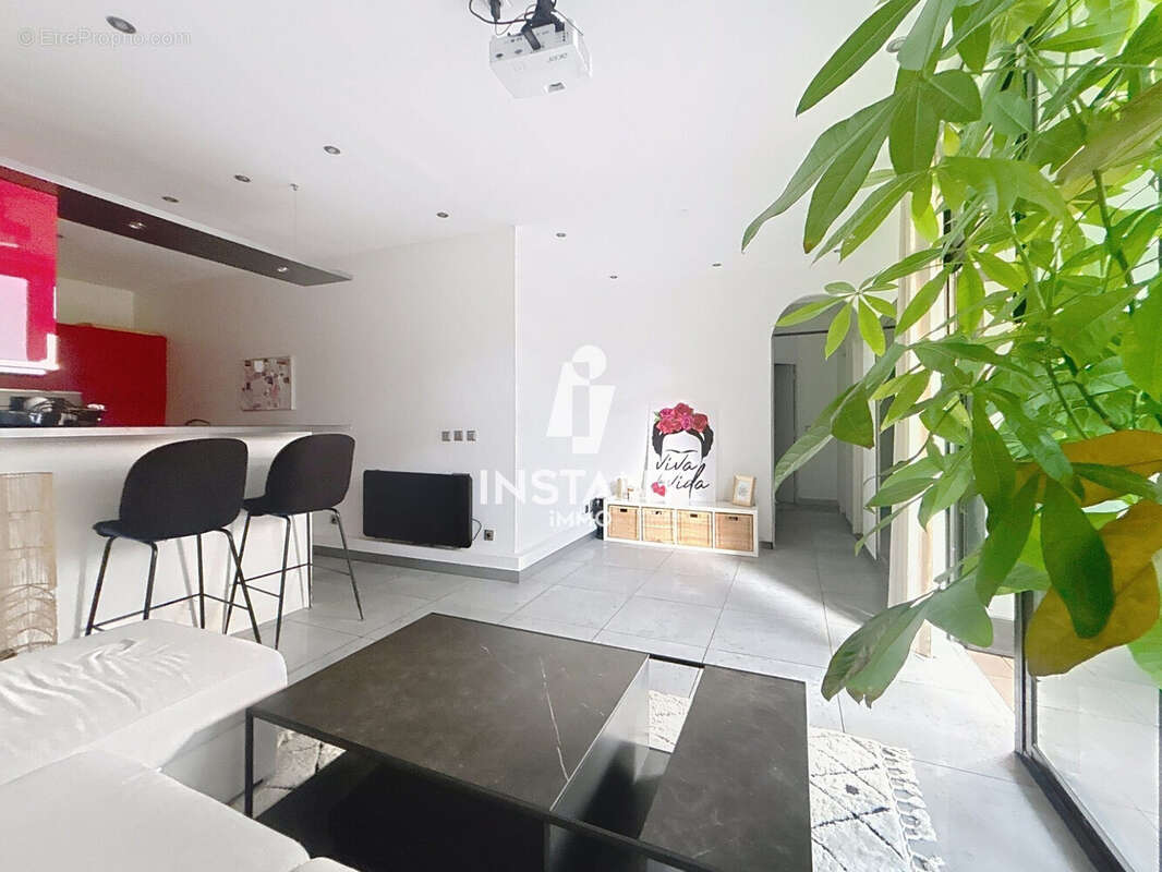 Appartement à NOGENT-SUR-MARNE