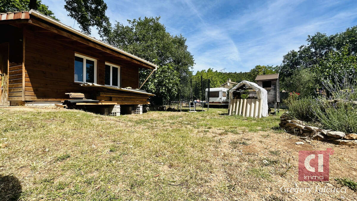 Maison à BESSE-SUR-ISSOLE