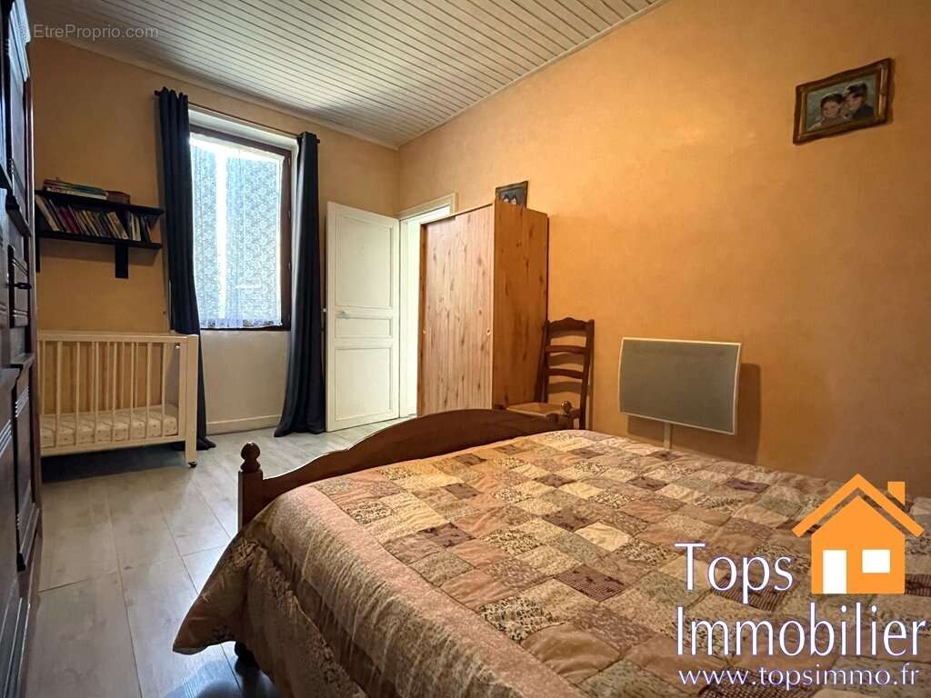 Maison à VILLENEUVE