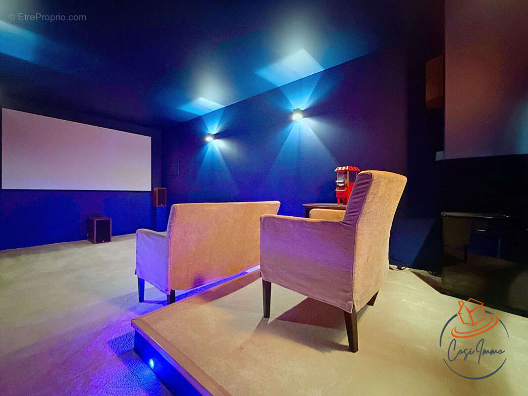 Maison à BELLEGARDE-SUR-VALSERINE