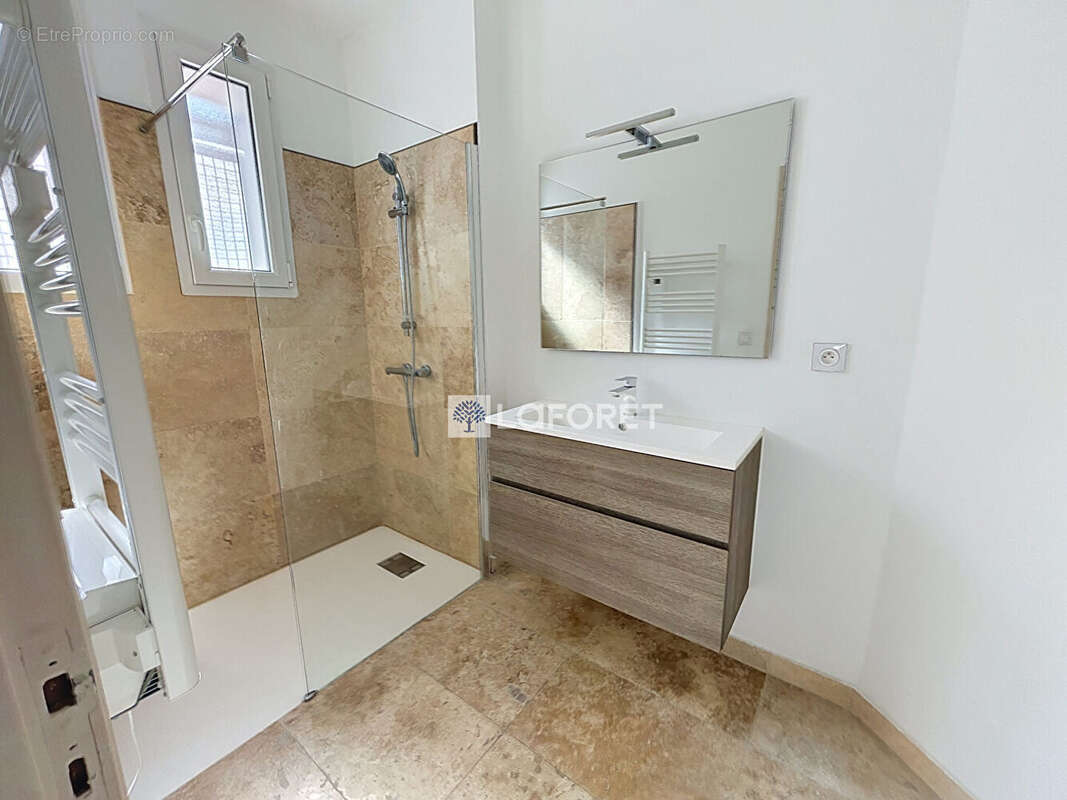 Perpignan Maison contemporaine  -147 m² - 4 faces - Terrain traversant de 500 m² - photo 5