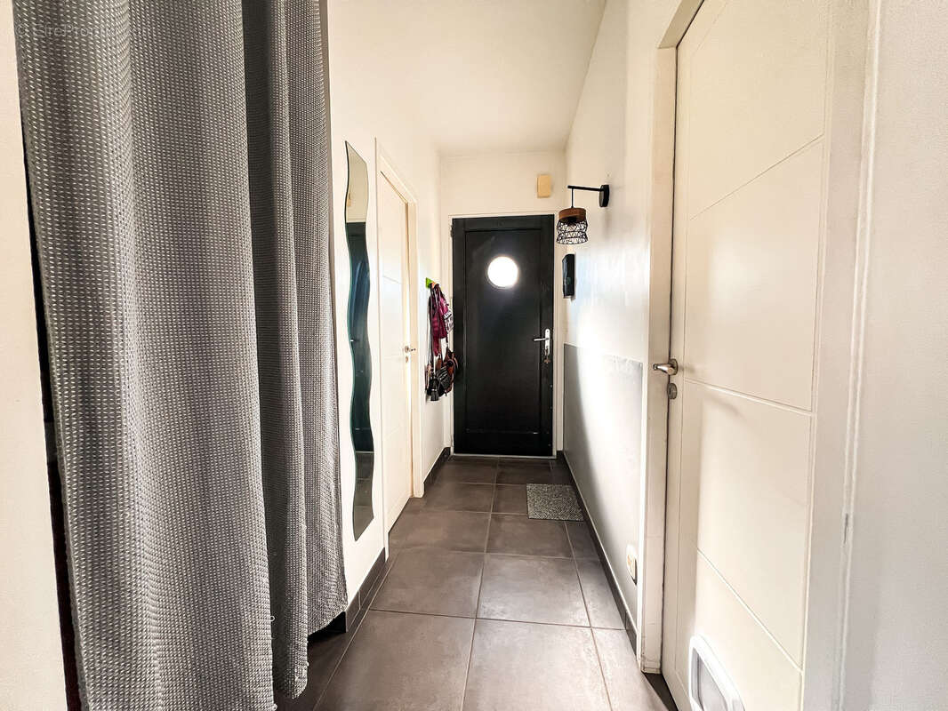 Maison à SAINT-JULIEN-EN-BORN