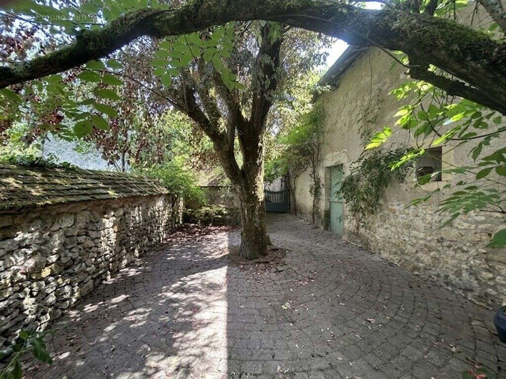 Maison à COSNE-COURS-SUR-LOIRE