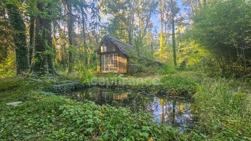 Appartement à FONTAINE-LA-RIVIERE