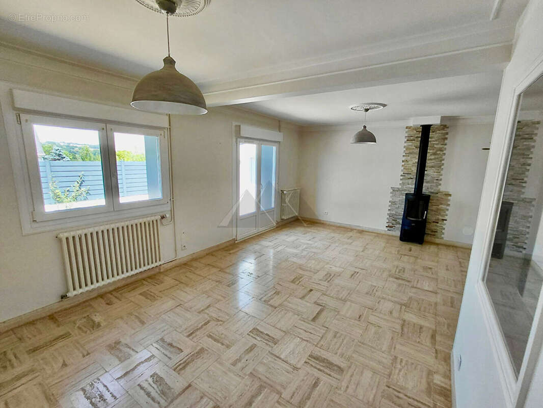Maison à ERGUE-GABERIC