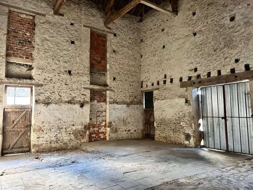 Appartement à LIGNAC