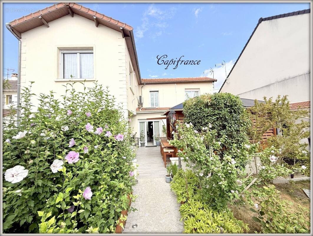 Maison à AULNAY-SOUS-BOIS