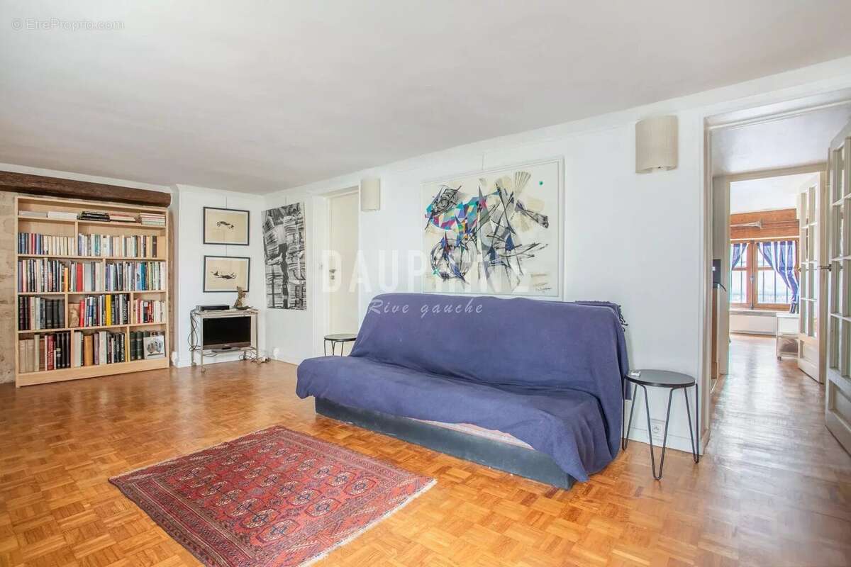 Appartement à PARIS-6E
