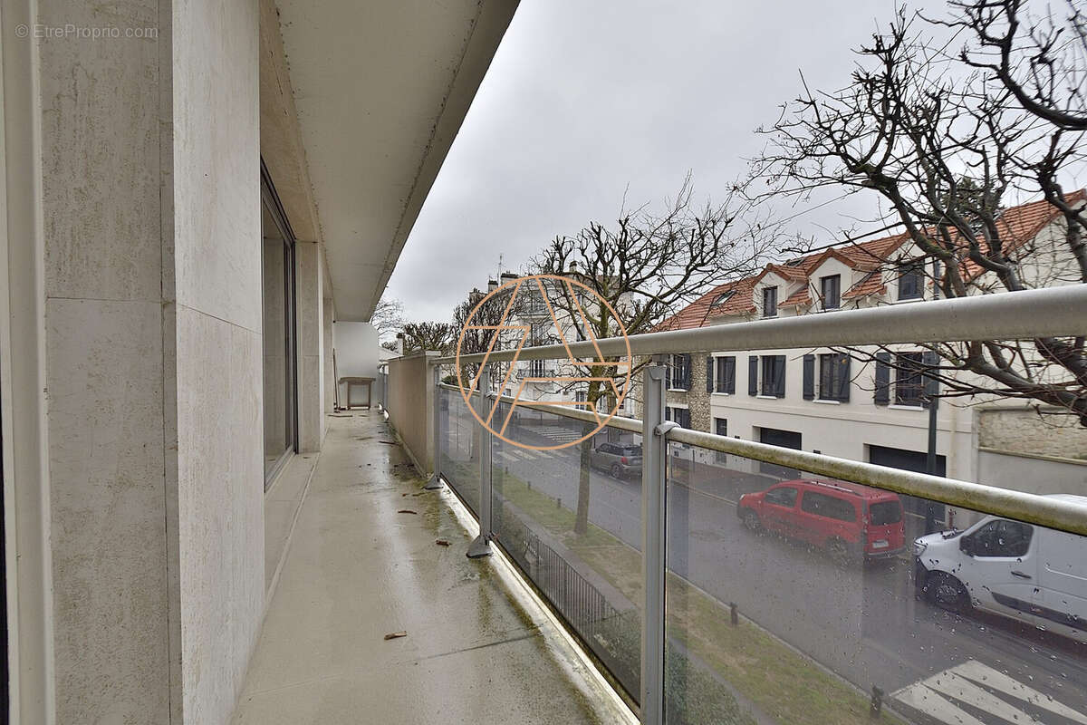 Appartement à SAINT-MAUR-DES-FOSSES