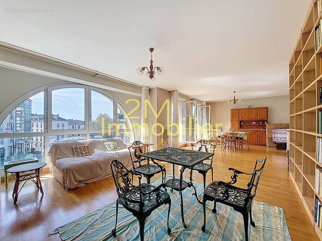 Appartement à MELUN