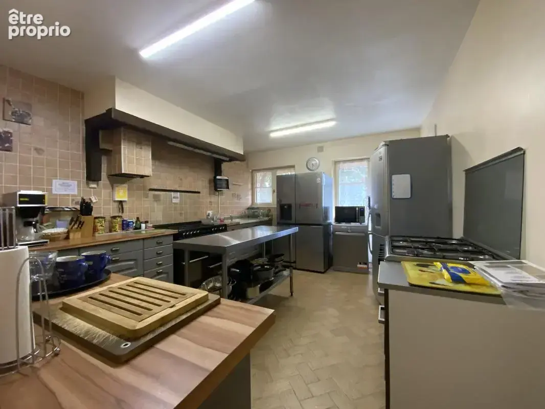 Maison 16 pièces 500 m² à vendre à Rochechouart (87600) - photo 6