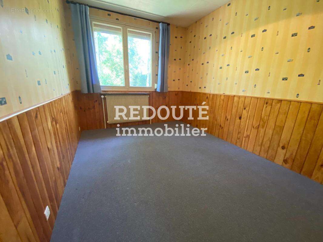 A vendre: maison t5 - 3 chambres - jardin - sous sol total - photo 8