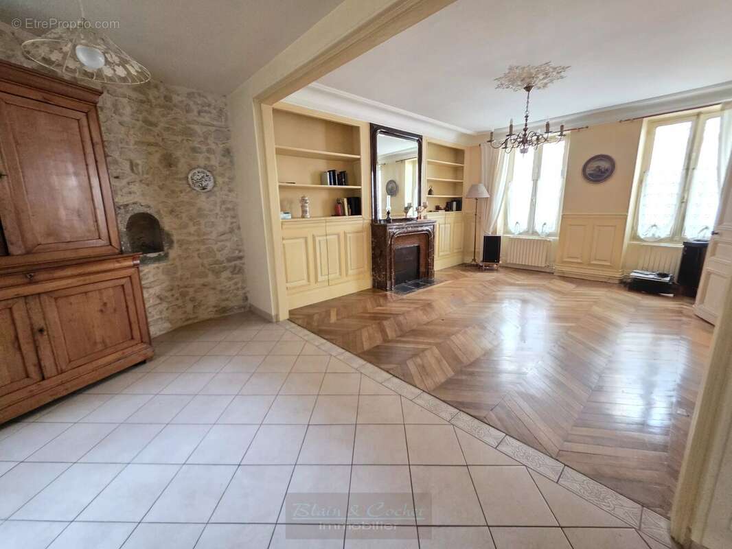 Maison à MONTARGIS