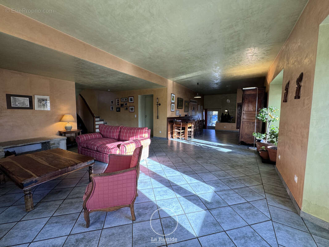 Maison à DIEULEFIT