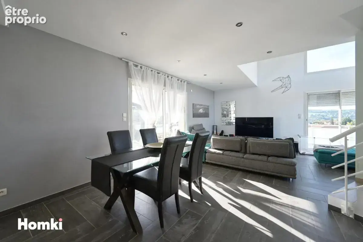 Bilieu – Maison d'architecte avec vue dominante, volumes exceptionnels et cadre privilégié - photo 19