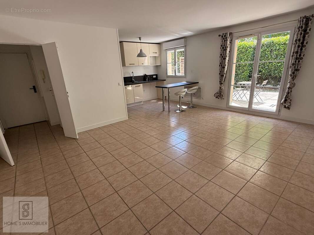 Appartement à SERRIS