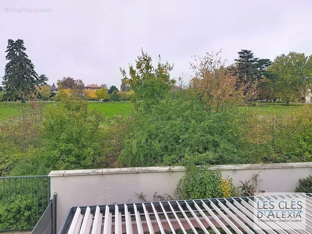 Maison à SAINT-ANDEOL-LE-CHATEAU