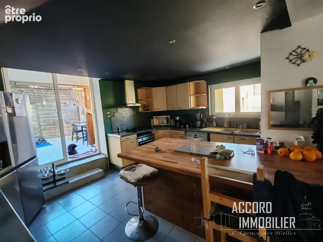 Colombiers ! Maison de village de 154m2 avec terrasse,  garage et studio indépendant - photo 3