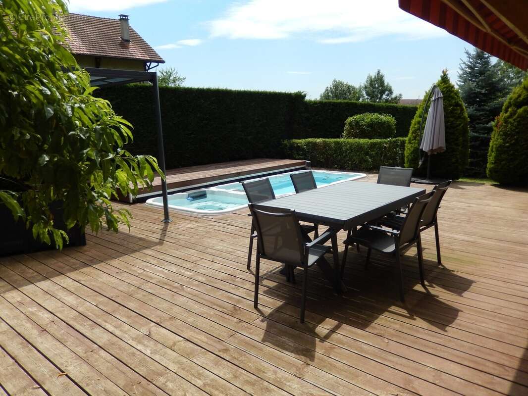 Maison a vendre a Fillinges Terrasse - Maison à FILLINGES