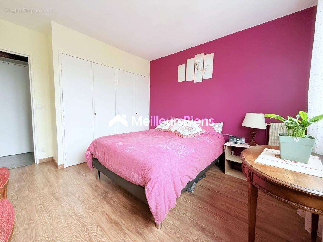 Appartement à MARGENCY