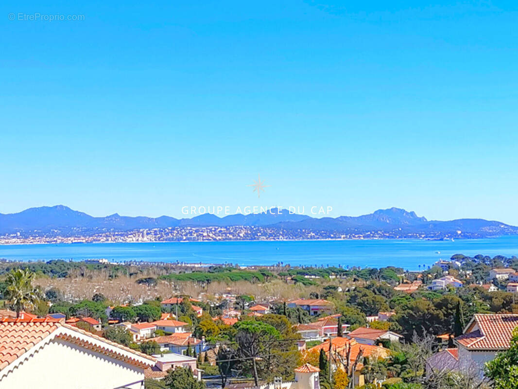 Maison à FREJUS