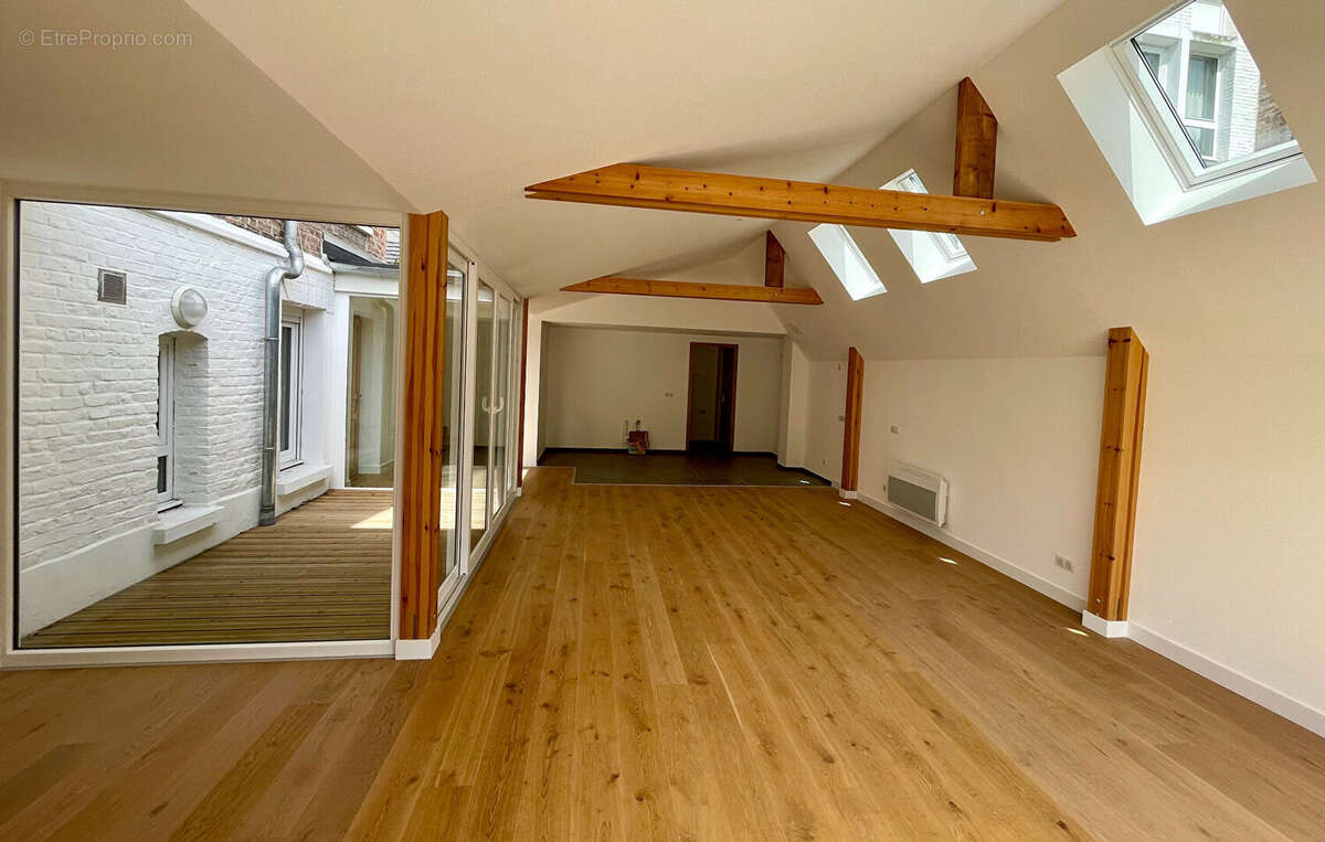 Appartement à LA MADELEINE