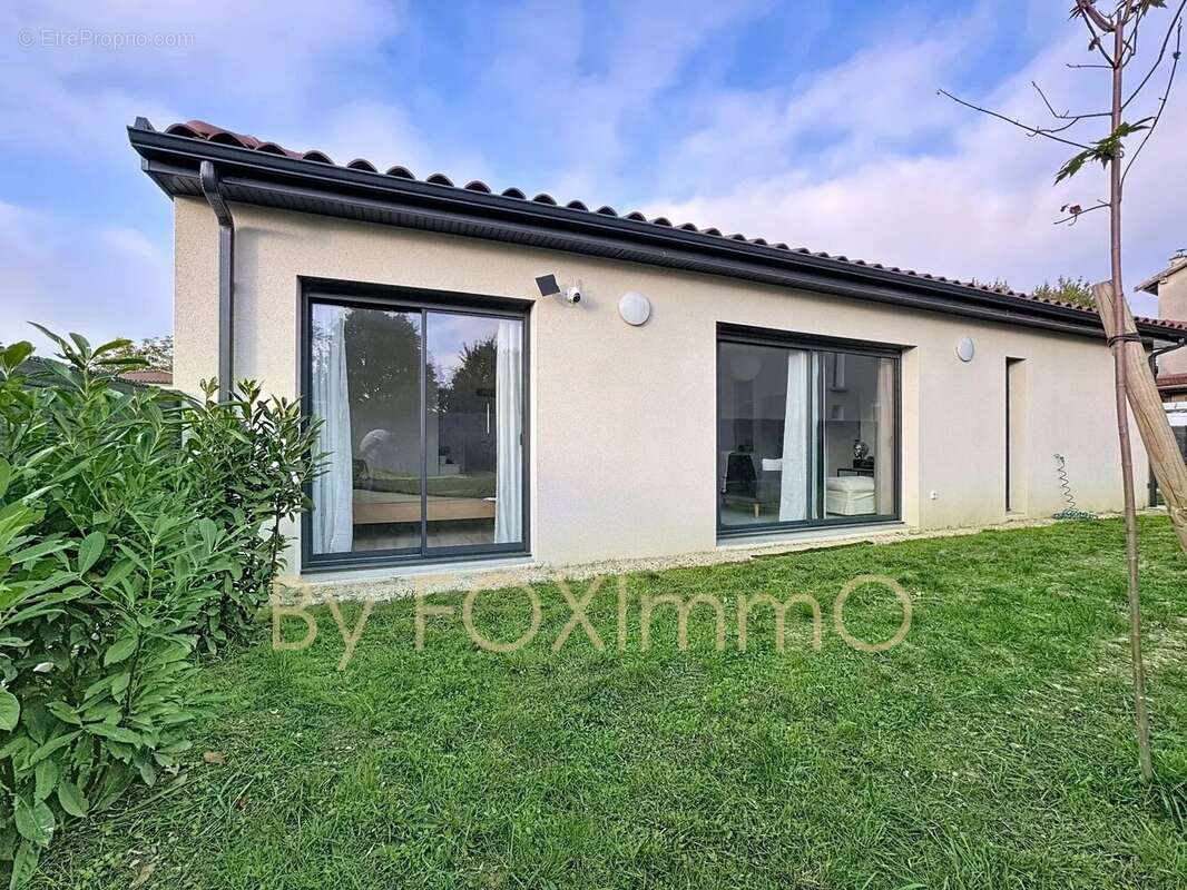 Maison à DECINES-CHARPIEU